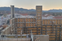 Aufzugschacht_Außenwand_Blick_Königsdorf